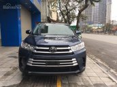 Cần bán xe Toyota Highlander sản xuất 2017, màu xanh lam, nhập khẩu