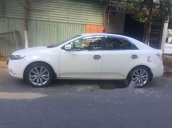 Cần bán gấp Kia Forte 2011, màu trắng, giá chỉ 355 triệu