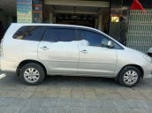 Cần bán xe Toyota Innova đời 2009, màu bạc