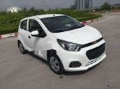 Cần bán lại xe Chevrolet Spark 2018, màu trắng