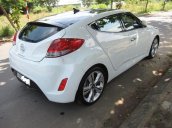 Cần bán gấp Hyundai Veloster 1.6 sản xuất năm 2011, màu trắng xe gia đình, giá 495tr