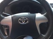 Cần bán Toyota Innova năm sản xuất 2013, màu bạc, giá tốt