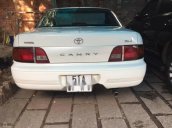 Cần bán xe Toyota Camry sản xuất năm 1997, màu trắng số sàn