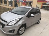 Cần bán lại xe Chevrolet Spark sản xuất năm 2016, màu bạc