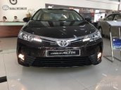 Bán Toyota Corolla Altis 1.8G 2018, màu nâu, giao ngay, trả góp 90%, giá tốt, KM ưu đãi