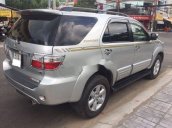 Cần bán Toyota Fortuner sản xuất năm 2009, màu bạc  