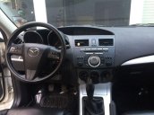 Cần bán xe Mazda 3 đời 2011, màu trắng số sàn