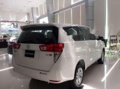 Bán xe Toyota Innova 2018, màu trắng, giá tốt