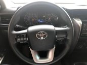 Bán ô tô Toyota Fortuner đời 2017 số sàn