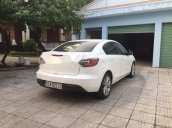 Cần bán xe Mazda 3 đời 2011, màu trắng số sàn