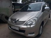 Cần bán xe Toyota Innova G sản xuất 2009, màu bạc, giá tốt