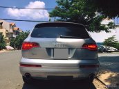 Cần bán chiếc Audi Q7 AT màu xám bạc sx 2009 đẹp full nóc