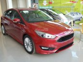 Cần bán xe Ford Focus Sport 5D Ecoboost 1.5L năm sản xuất 2018, màu đỏ, giá cả thương lượng