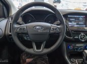 Bán Ford Focus 5D Sport 1.5L Ecoboost sản xuất năm 2018, màu xám (ghi), hỗ trợ trả góp 80%