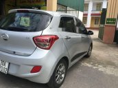 Bán xe Hyundai Grand i10 đời 2015, màu bạc 