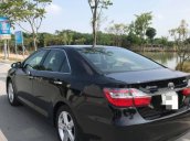 Cần bán gấp Toyota Camry AT năm 2015, màu đen