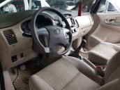 Bán xe Toyota Innova E 2.0 đời 2014 số sàn, giá tốt