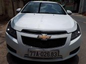 Cần bán gấp Chevrolet Cruze 2013, màu trắng xe gia đình, giá chỉ 350 triệu