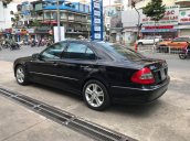 Bán Mercedes E200 sản xuất năm 2008, màu đen, nhập khẩu