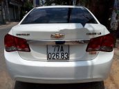 Cần bán gấp Chevrolet Cruze 2013, màu trắng xe gia đình, giá chỉ 350 triệu