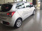 Cần bán xe Hyundai Grand i10 1.2 MT 2018, màu bạc, giá chỉ 370 triệu