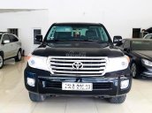 Cần bán lại xe Toyota Land Cruiser VX 4.6 V8 sản xuất năm 2013, màu đen, nhập khẩu số tự động