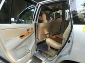 Cần bán gấp Toyota Innova đời 2010, màu bạc, 388tr