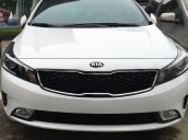 Bán xe Kia Cerato 1.6 MT 2018, hỗ trợ trả góp 85% liên hệ 0981185677