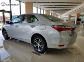 Bán ô tô Toyota Corolla Altis 1.8G sản xuất năm 2018, màu bạc, giá cực tốt. LH ngay nhận khuyến mãi hấp dẫn tháng 6,7