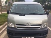 Cần bán xe Toyota Hiace đời 2010, màu bạc, giá tốt