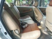 Cần bán gấp Toyota Innova đời 2010, màu bạc, 388tr