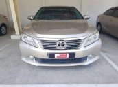 Cần bán xe Toyota Camry 2.5Q 2013, màu bạc, giá 900tr