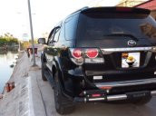 Cần bán gấp Toyota Fortuner AT năm sản xuất 2016, màu đen chính chủ, giá tốt