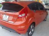 Cần bán gấp Ford Fiesta năm 2011, màu đỏ, giá 330tr