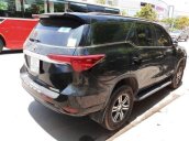 Bán Toyota Fortuner 2.5G đời 2017, màu đen, giá tốt