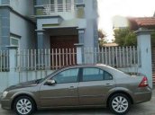 Cần bán gấp Ford Mondeo 2.5AT 2004, màu xám chính chủ giá cạnh tranh