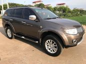 Bán Mitsubishi Pajero Sport Sport 2014, màu vàng xe gia đình giá cạnh tranh