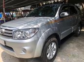 Bán xe Toyota Fortuner năm sản xuất 2011, màu bạc