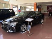 Bán xe Toyota Camry 2.5Q năm 2018, màu đen