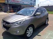 Cần bán gấp Hyundai Tucson 2.0 AT 4WD 2011, màu nâu, xe nhập, 539 triệu