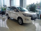 Bán Toyota Innova 2.0E 2018 - Trắng - Full Option - Hỗ trợ trả góp 90%, bảo hành chính hãng 3 năm/Hotline: 0973.306.136