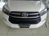 Bán Toyota Innova 2.0E 2018 - Trắng - Full Option - Hỗ trợ trả góp 90%, bảo hành chính hãng 3 năm/Hotline: 0973.306.136