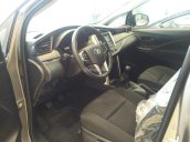 Bán Toyota Innova 2.0E 2018 màu đồng, nội thất Đen - Hỗ trợ trả góp 90%, bảo hành chính hãng 3 năm/Hotline: 0973.306.136