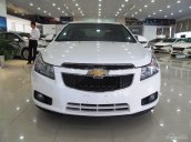 Bán Chevrolet Cruze 1.6MT đời 2014, màu trắng