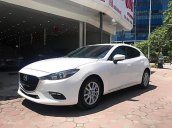 Cần bán xe Mazda 3 1.5L Facelift sản xuất 2017, màu trắng, 705tr