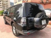 Cần bán xe Mitsubishi Pajero 3.0 sản xuất năm 2008, màu đen, xe nhập