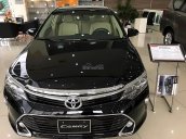 Cần bán Toyota Camry 2.0E năm sản xuất 2018, màu đen, giá 980tr