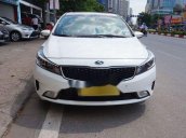 Bán xe Kia Cerato sản xuất 2017, màu trắng