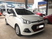 Bán Hyundai i10 Base 1.2 MT Sedan 2015, màu trắng, biển TP, giá TL, hỗ trợ trả góp