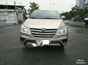 Cần bán lại xe Toyota Innova E đời 2015 số sàn